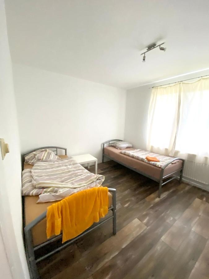 Ruhige 3-Zimmerwohnung Im Norden Bremens Fuer Monteure Und Geschaeftsreisende Bagian luar foto